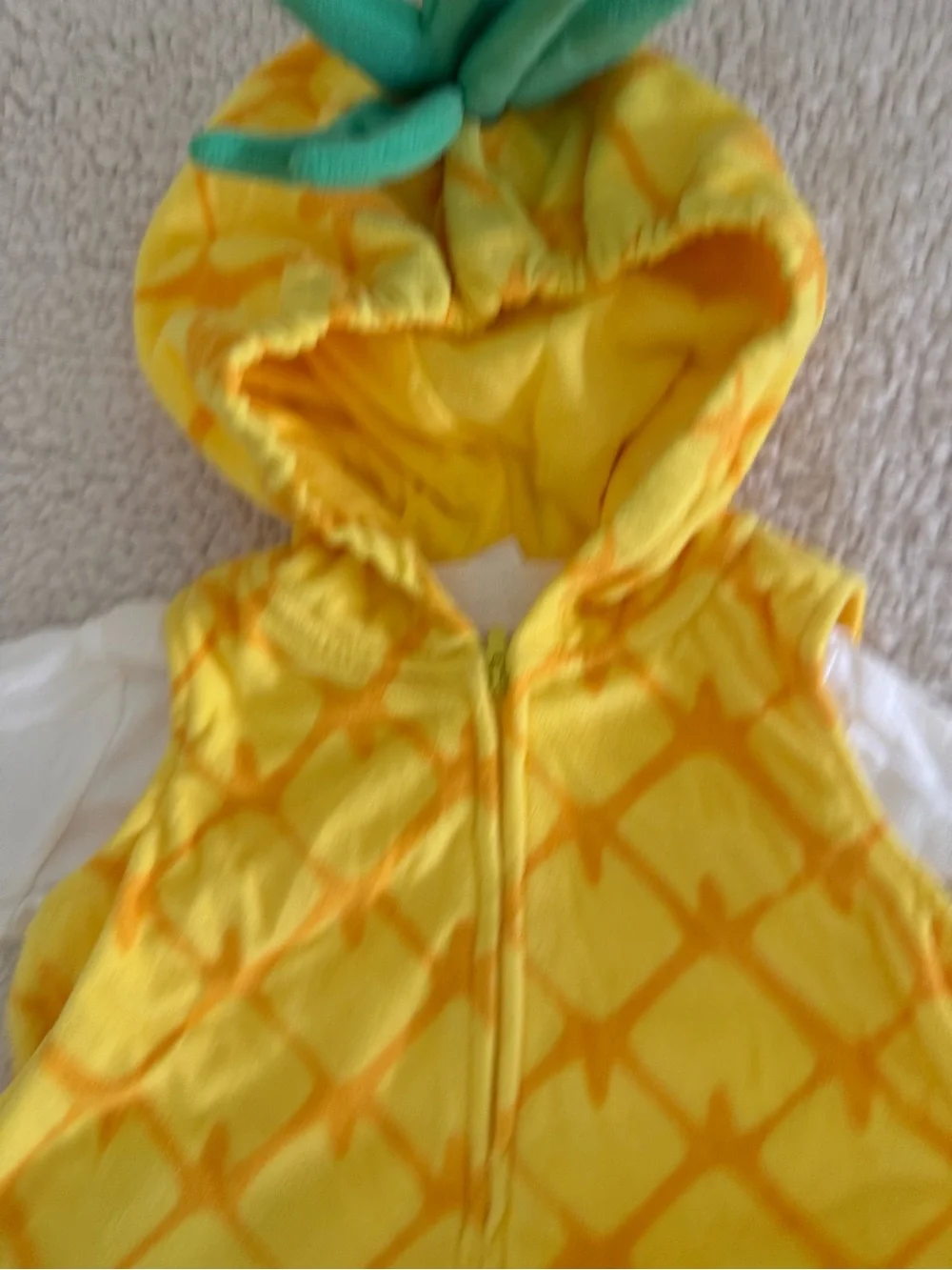 New girls boys Carter's sz 24 months Yellow Pineapple Costume